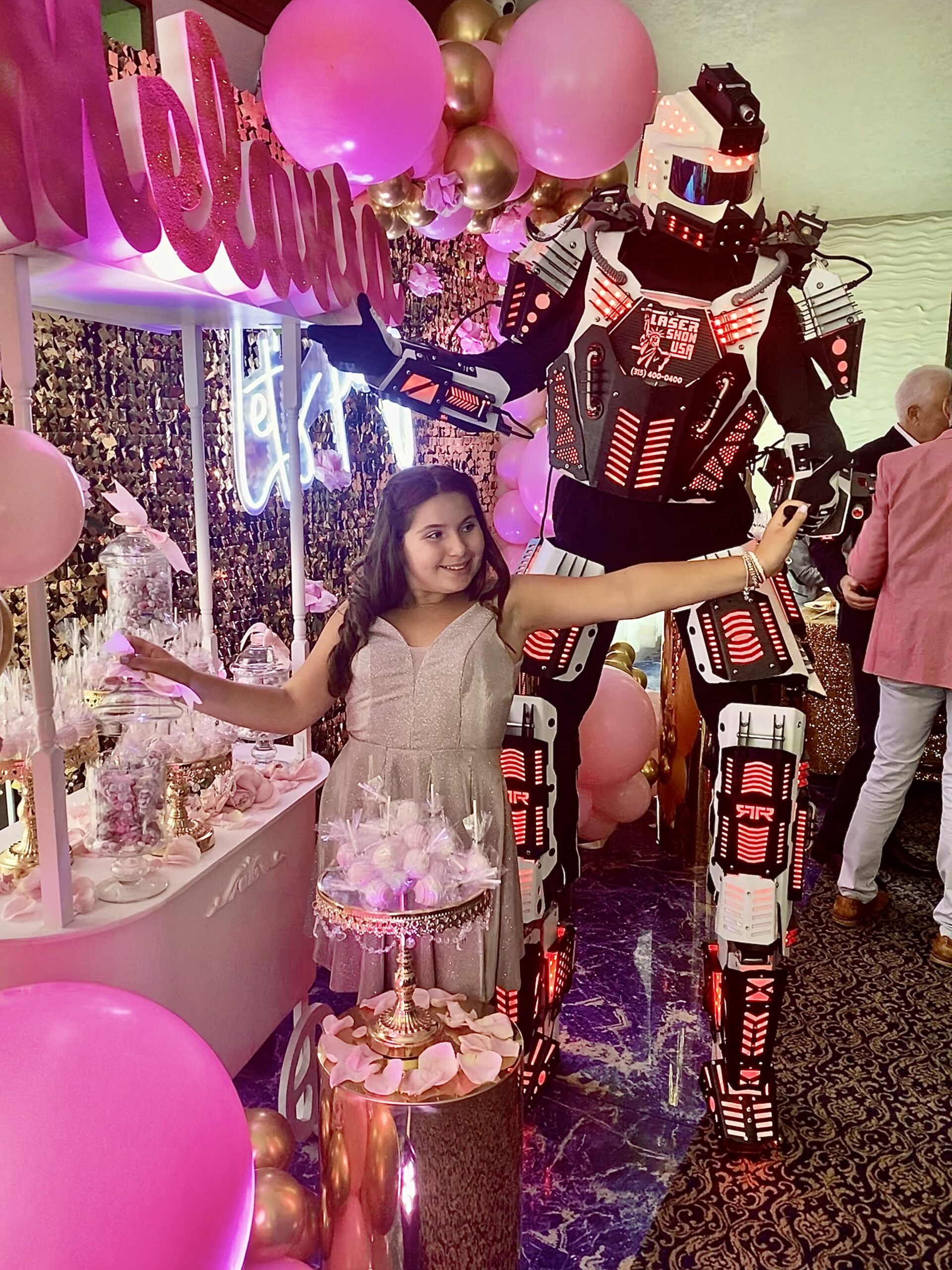Bat Mitzvah mega robot